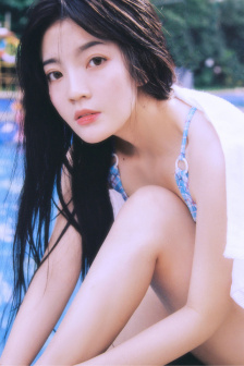 光屁股的女生内裤